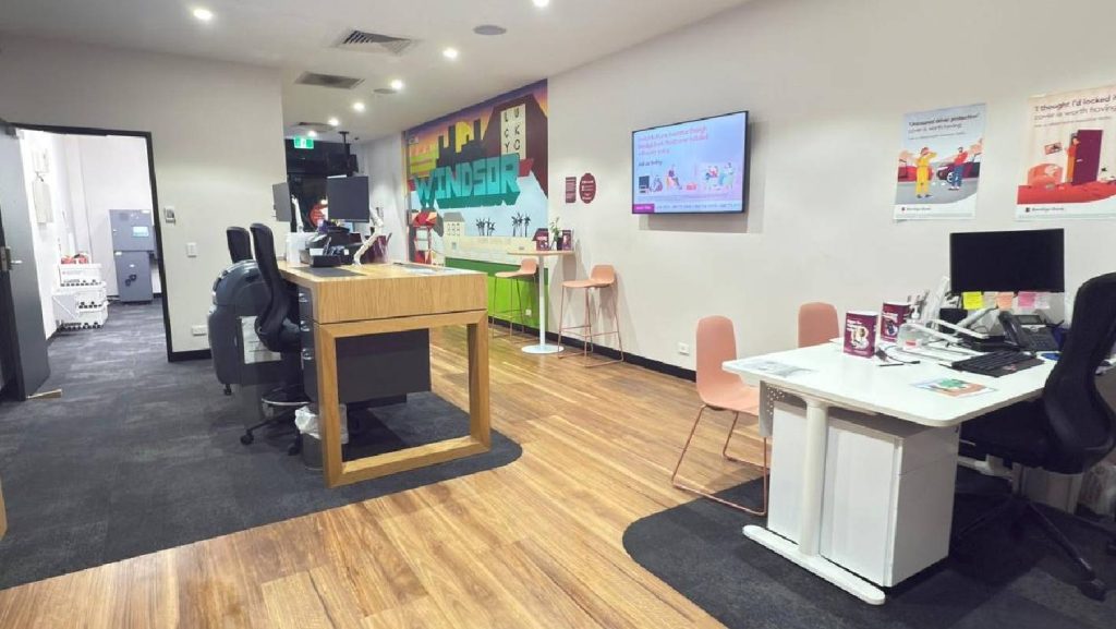 imgi_2_After‑Hours-Commercial-Cleaning-for-Bendigo-Bank-–-Windsor-Branch-image1